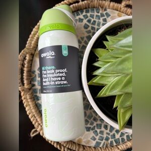 Owala BOO-YA BOOYA Glow in the Dark 32oz FreeSip Tumbler